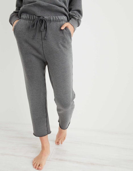 Aerie sandy 2025 fleece cropped sweatpant